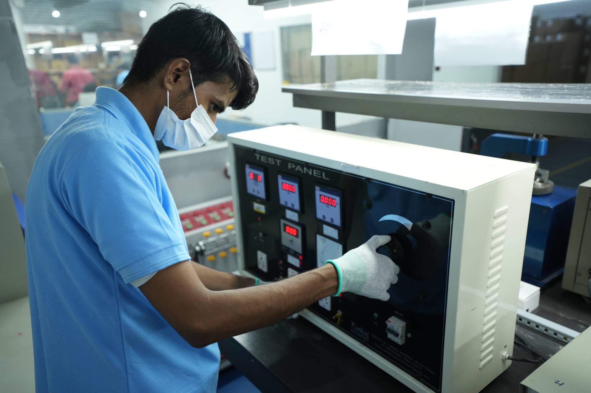 Incoming Stage visuals slide 7